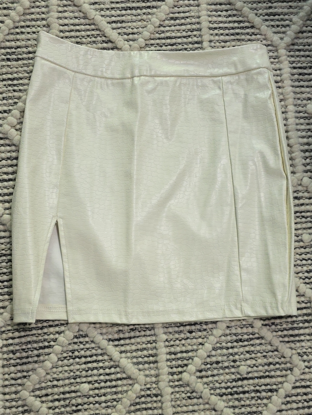 SHEIN White Faux Leather Mini Skirt with Side Slit